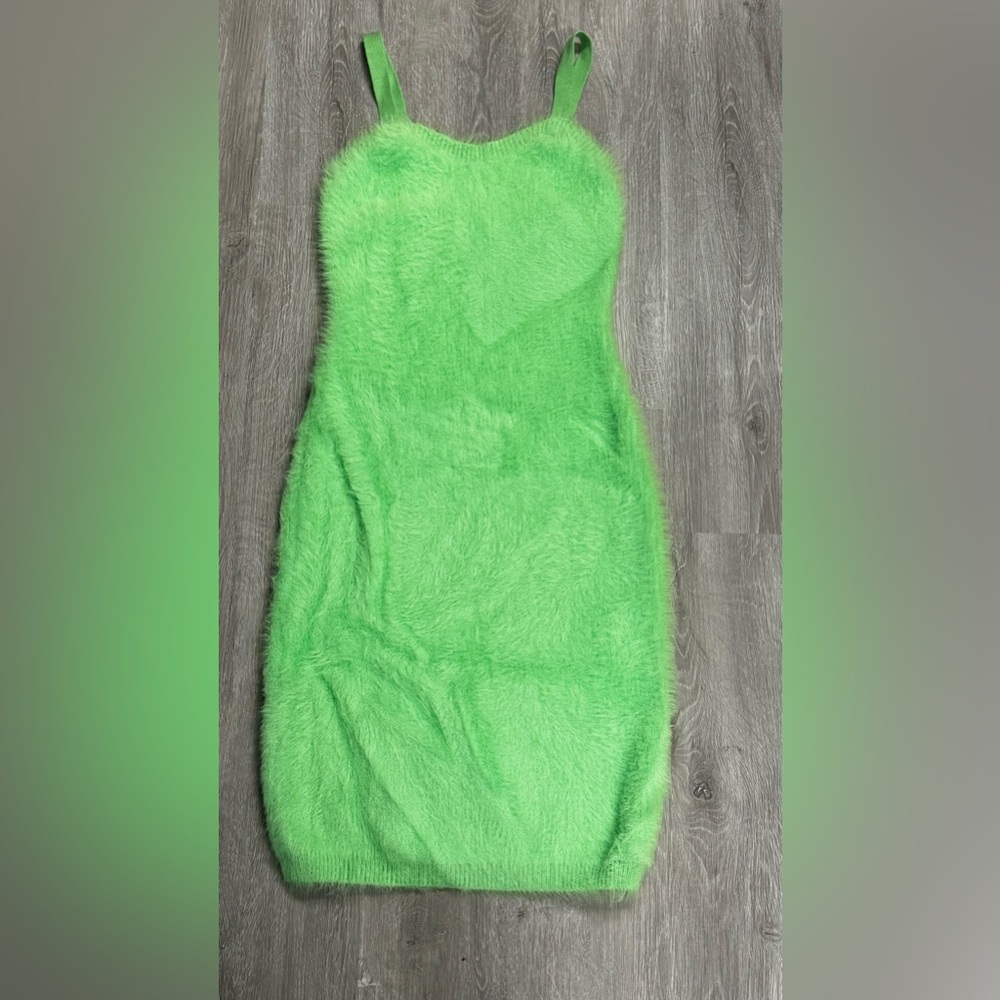 Fabletics 90s mini dress XL lime green/ sour apple